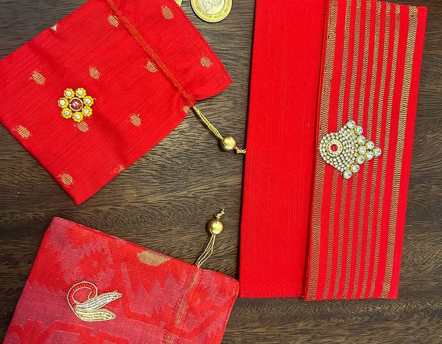 Pouches And Envelope Img